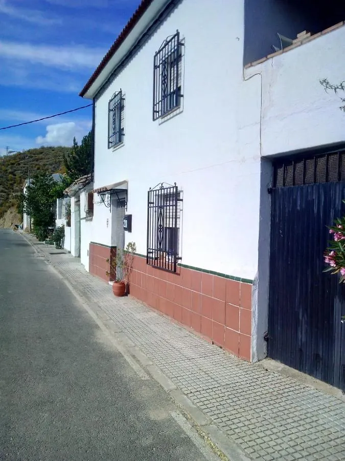 ***  Bed and Breakfast Casa Rosa Almedinilla España